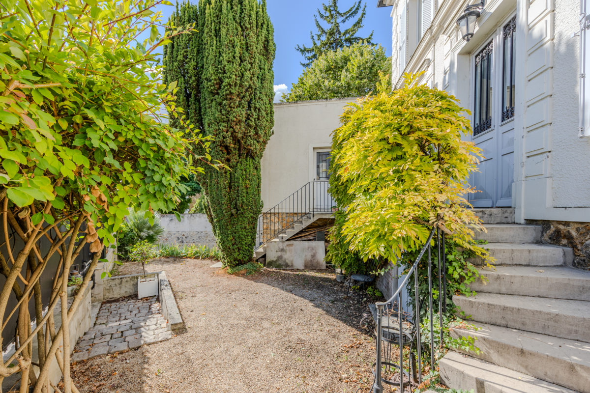 Maison 8 pièces 196 m² · à Lagny-sur-Marne · 196 m² · 775 000 €